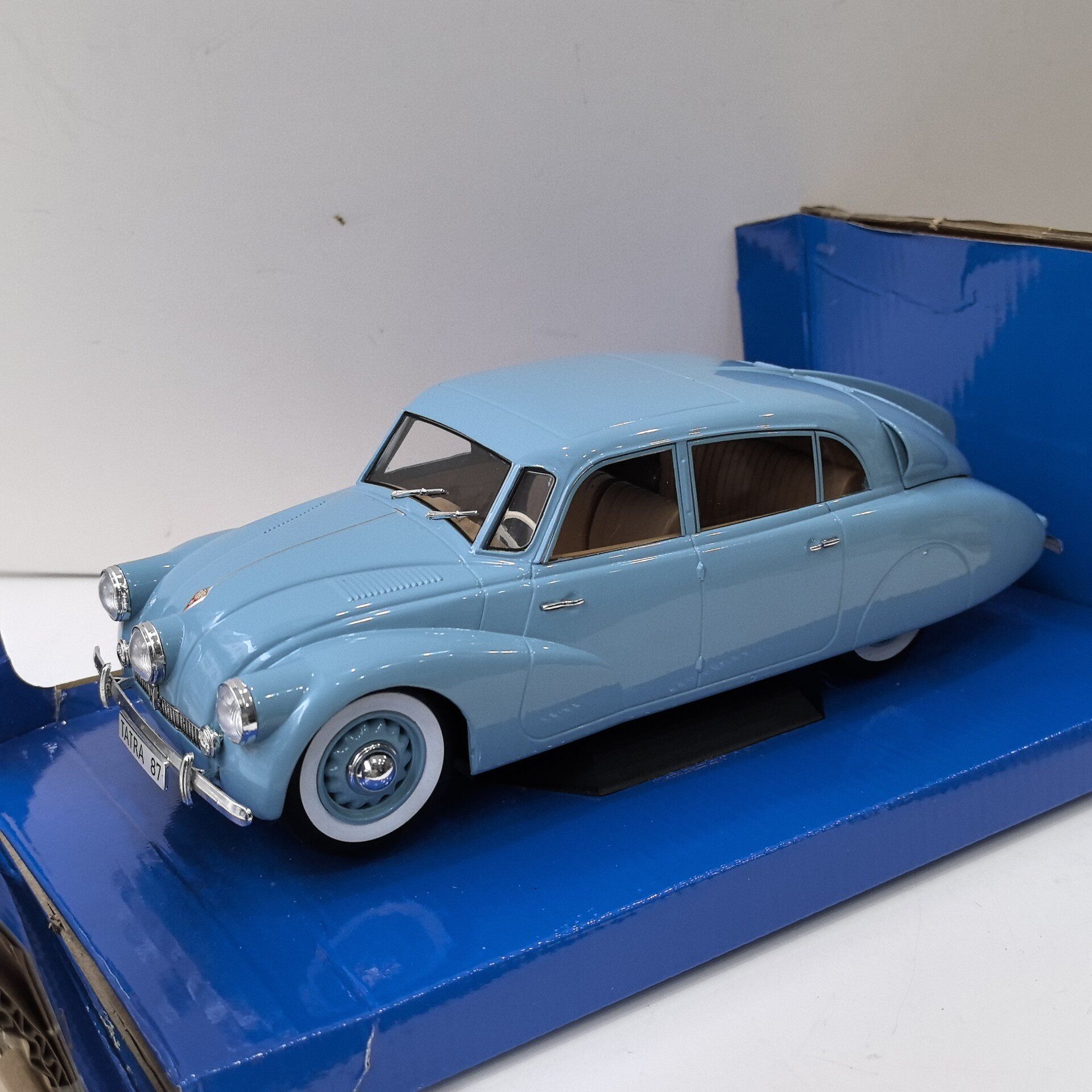 MCG Diecast 1/18 Schaal TATRA  - Vintage Collectibles & More Llc Photos recensie en prijs